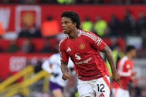 意甲-记者：埃尔切正致力于从曼联租借马拉西亚，里尔同样有意