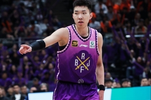 廖三宁：虽然大多数人不看好我们 但不影响这是个可圈可点的赛季