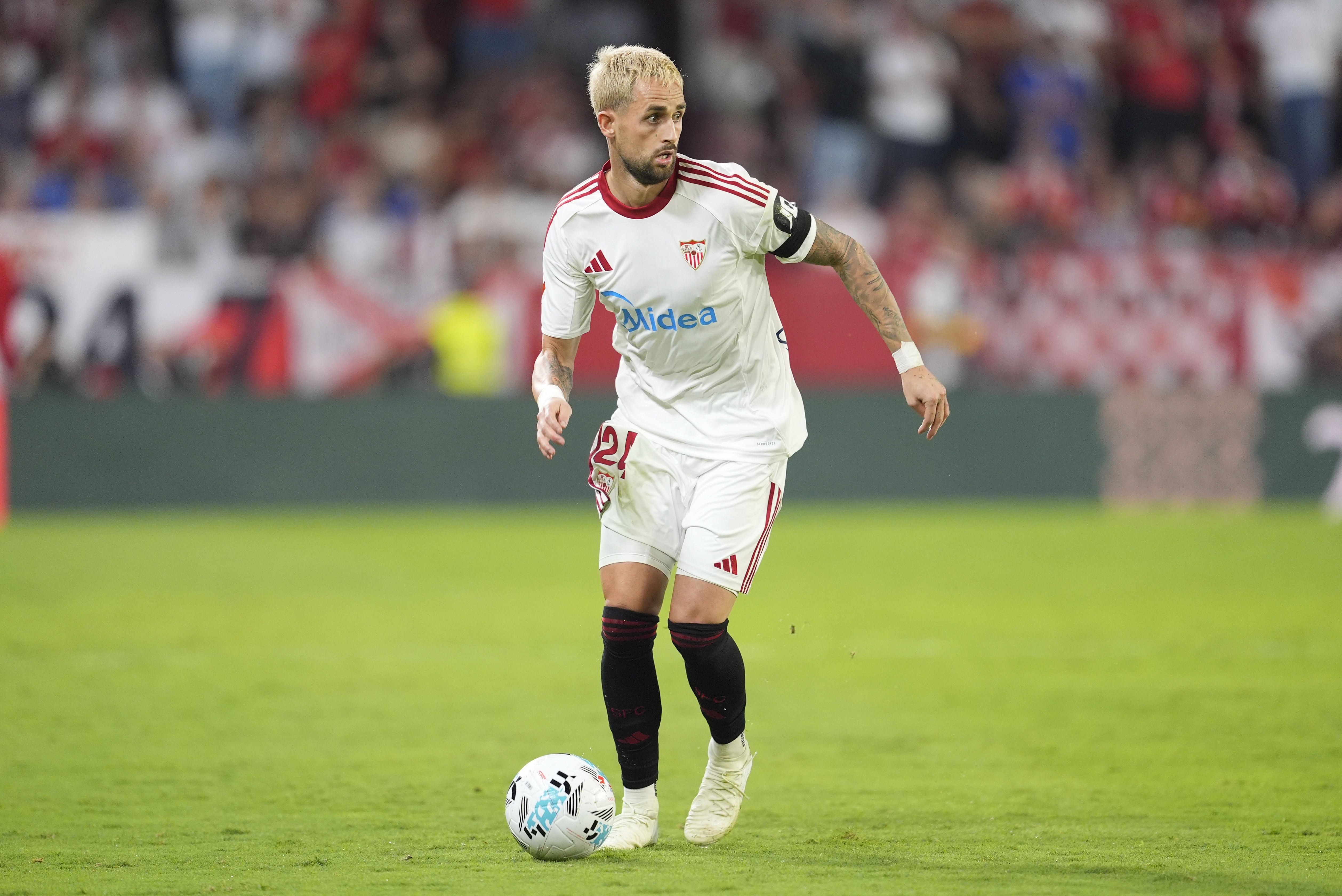 德甲-贾努扎伊：亚马尔的技术简直不属于这个世界 希望客场对巴萨赢球